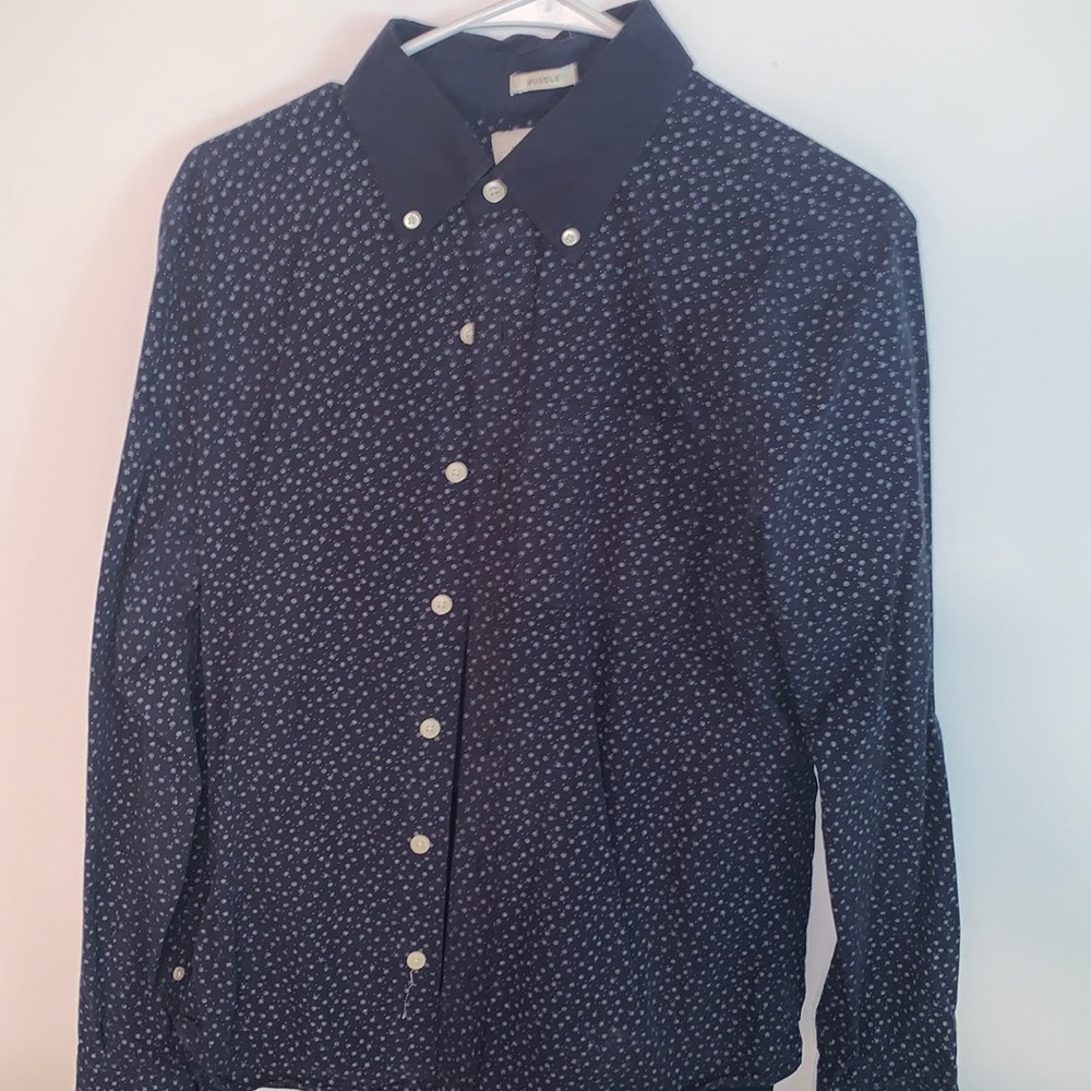 Small Abercrombie shirt